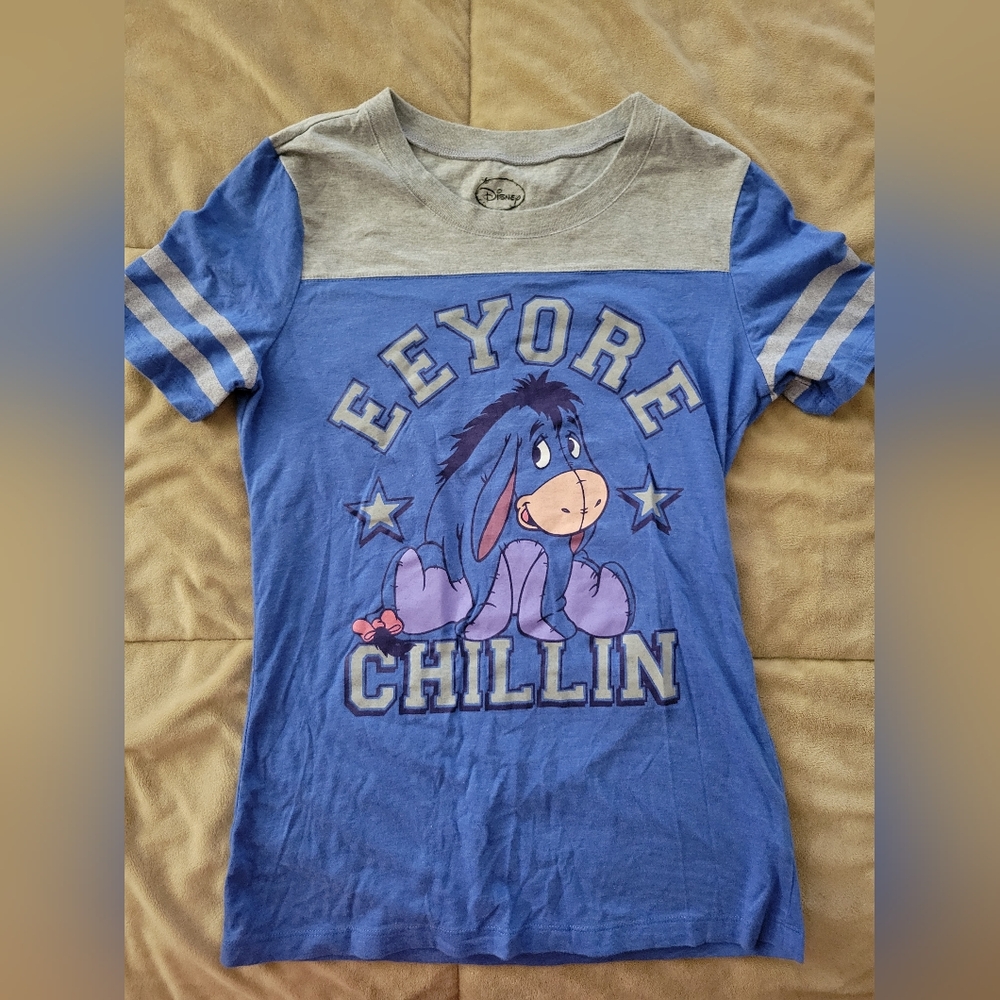 Disney Eeyore Chillin' Blue and Gray Tee Juniors L